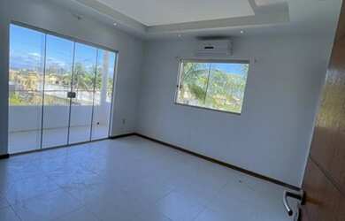 Imagem 3: Casa individual com 4/4 e piscina na Praia do Flamengo/ Marisol