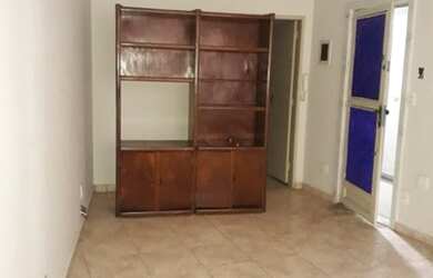 Imagem: A kitnet possui 1 Dormitório, 1 Banheiro, 32m² de Área e