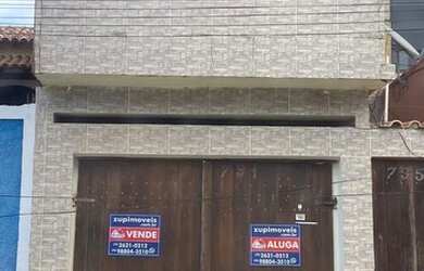 Imagem: A casa possui 2 Dormitórios, 2 Banheiros, 1 Vaga na garagem