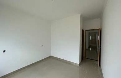 Imagem 3: LINDA CASA DE 2/4 COM SUITE AO LADO DO JARDIM ALTO PARAÍSO