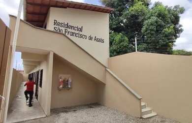 Imagem 6: Kitnet novinho no Jangurussu Messejana . 25m Qto sala banheiro coz americana