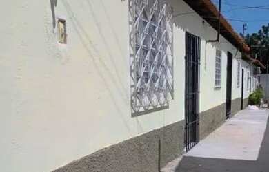 Imagem: A casa em condomínio possui 2 Dormitórios e 1 Banheiro e está