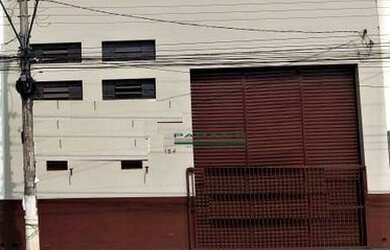 Imagem: O depósito possui 450m² de Área e está localizado em Campos