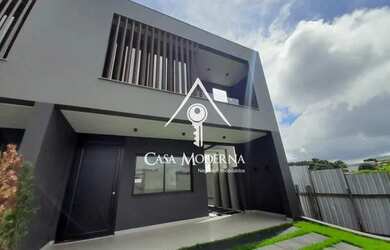 Imagem: A casa possui 1 Dormitório, 4 Banheiros, 4 Vagas na garagem