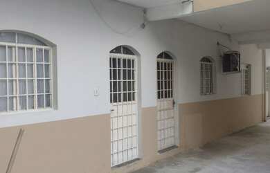 Imagem: A kitnet possui 1 Dormitório, 1 Banheiro, 1 Vaga na garagem