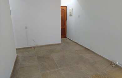 Imagem: O apartamento possui 2 Dormitórios, 2 Banheiros, 72m² de Área