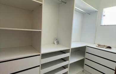 Imagem 12: Casa individual com 4/4 e piscina na Praia do Flamengo/ Marisol