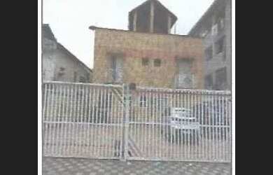 Imagem: A casa possui 2 Dormitórios, 1 Banheiro, 1 Vaga na garagem