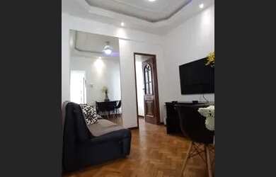 Imagem: O apartamento possui 1 Dormitório, 1 Banheiro, 42m² de Área