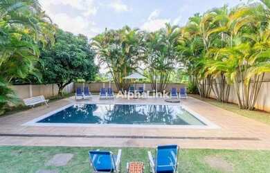 Imagem: A casa em condomínio possui 4 Dormitórios, 5 Banheiros, 5