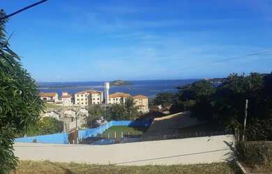 Imagem: O terreno possui 240m² de Área e está localizado em Boqueirão