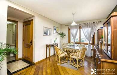 Imagem: O apartamento possui 3 Dormitórios, 3 Banheiros, 2 Vagas na