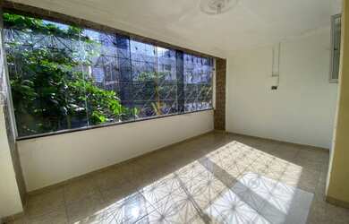 Imagem 3: Casa na Batista Campos. 264m² de Área, 1 Banheiroe2 Dormitórios