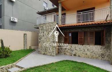 Imagem: A casa possui 2 Dormitórios, 4 Banheiros, 381m² de Área e