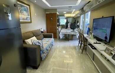 Imagem: O apartamento possui 2 Dormitórios, 2 Banheiros, 1 Vaga na