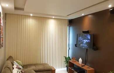 Imagem: O apartamento possui 2 Dormitórios, 1 Banheiro, 1 Vaga na garagem