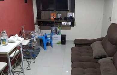 Imagem: O apartamento possui 2 Dormitórios, 1 Banheiro, 1 Vaga na garagem