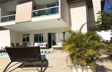 Imagem: A casa em condomínio possui 5 Dormitórios, 5 Banheiros, 5