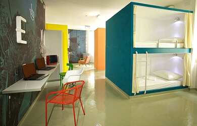 Imagem: O quarto possui 1 Dormitório, Área de serviço e está localizado