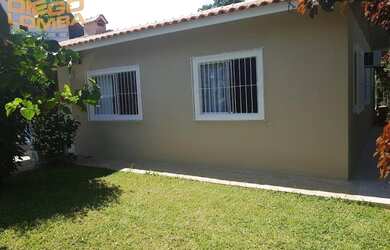 Imagem: A casa possui 2 Dormitórios, 1 Banheiro, 1 Vaga na garagem