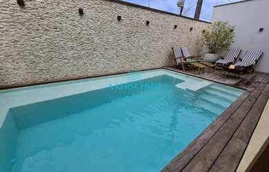 Imagem 2: CASA MARAVILHOSA, NOVINHA LINDA E ACONCHEGANTE NO CANTO DIREITO DA PRAIA...