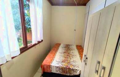 Imagem: O quarto e está localizado em Jardim Itu, Porto Alegre para