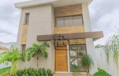 Imagem: A casa em condomínio possui 4 Dormitórios, 5 Banheiros, 4