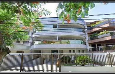 Imagem: O apartamento e possui 3 Dormitórios, 2 Banheiros, 1 Vaga na