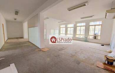 Imagem: Conjunto com 250m ao lado do metrô São bento