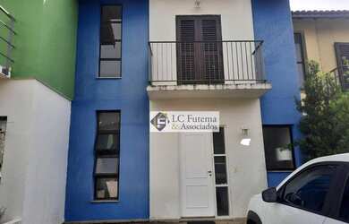 Imagem: A casa em condomínio possui 3 Dormitórios, 3 Banheiros, 2