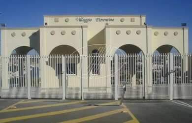 Imagem: A casa em condomínio possui 4 Dormitórios, 4 Banheiros, 2