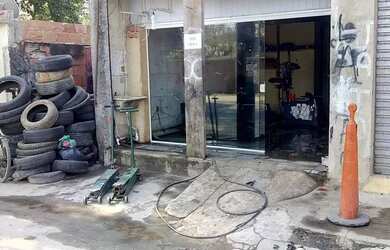 Imagem 3: Loja em Santa Cruz. 32m² de Áreae1 Vaga na garagem