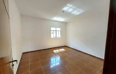 Imagem 3: Apartamento com 2 quartos para alugar, 150 m² por R$ 830/mês - Nova...