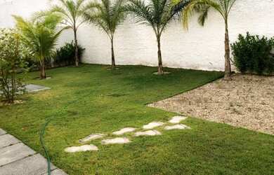 Imagem 3: Vende-se casa térrea no Condominio Vistas com 2 suítes, bairro R. Lipa...