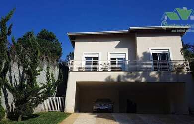 Imagem: A casa em condomínio possui 4 Dormitórios, 5 Banheiros, 5