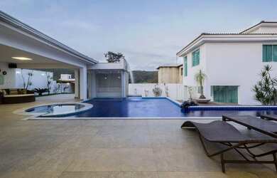 Imagem 1: Maravilhosa Casa de Luxo - 04 quartos - Condomínio Ouro Verde- Betim