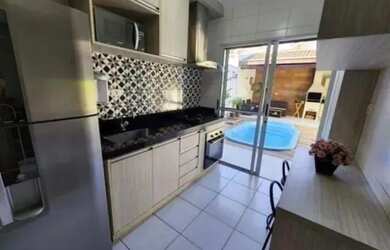 Imagem 3: VENDO ESSA CASA NO FLORES PRÓXIMO AO RESTAURANTE MIRA FLORES