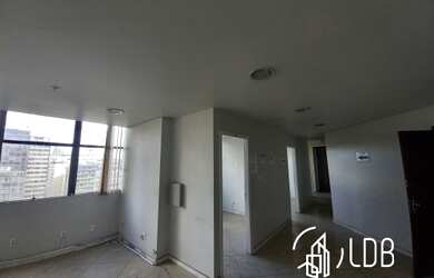 Imagem: O depósito possui 170m² de Área e está localizado em Centro