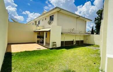 Imagem 1: Condomínio Villagio D Italia sobrado, a maior casa 3 suítes 2 vagas Bairro Santa Cruz 2