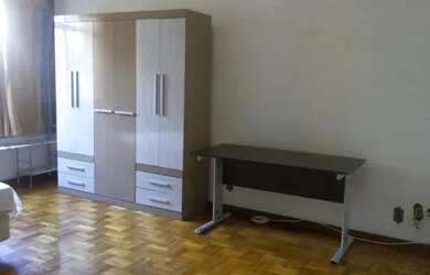 Imagem: O quarto possui Área de serviço e está localizado em Ingá