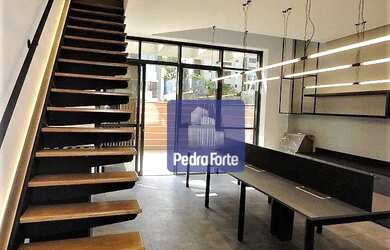 Imagem: O depósito possui 3 Vagas na garagem, 74m² de Área, Imóvel