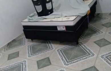 Imagem: A casa possui 1 Dormitório e 1 Banheiro e está localizado