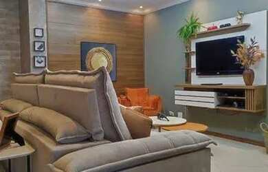 Imagem: A casa possui 3 Dormitórios, 1 Banheiro, 2 Vagas na garagem