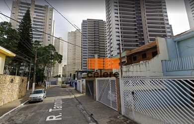 Imagem: A casa possui 4 Dormitórios, 2 Banheiros, 2 Vagas na garagem