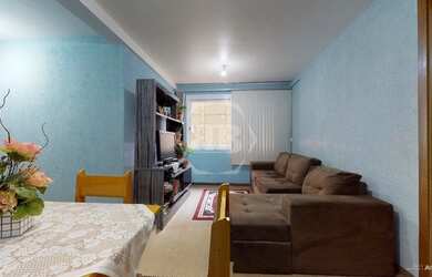 Imagem: O apartamento possui 2 Dormitórios, 1 Banheiro, 1 Vaga na garagem