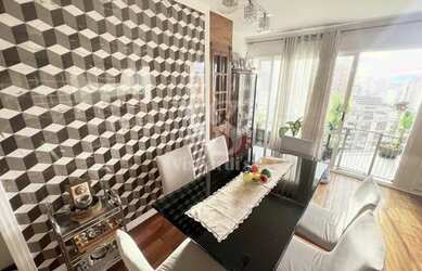 Imagem 1: Alugo apartamento três dormitórios ( uma suíte ) , varanda e quatro vagas de garagem