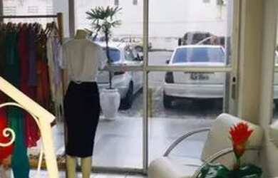 Imagem: O depósito possui 1 Vaga na garagem, 36m² de Área e está