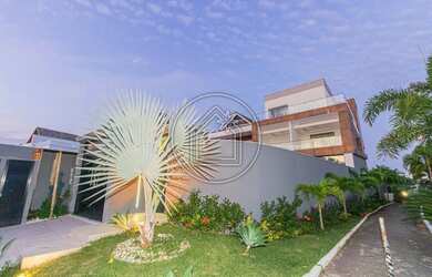 Imagem: A casa em condomínio possui 5 Dormitórios, 5 Banheiros, 3