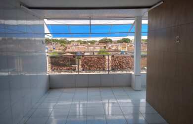 Imagem: A casa possui 2 Dormitórios e 1 Banheiro e está localizado