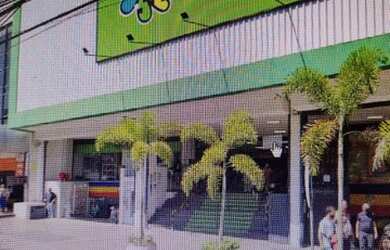 Imagem: O depósito está localizado em Madureira, Rio de Janeiro para